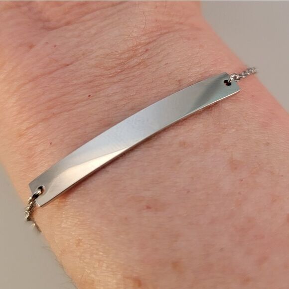 New Silver Stainless Steel Delicate Heart Chain ID Bracelet - Picture 3 of 7